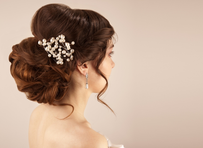 7 Ways to Select the Right Hairstyle for Your Wedding