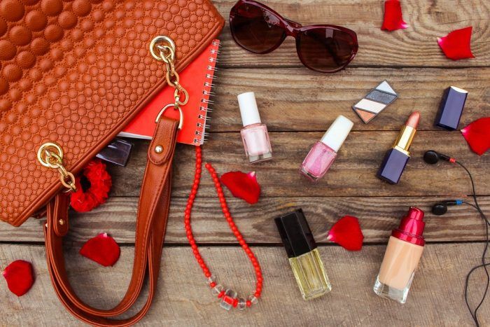 10 Monsoon Must-Haves to Keep in Your Handbag
