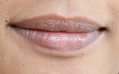 Blistex Sensitive Lip Balm lipswatch