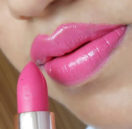 Chambor Orosa Pink Shock Lip Perfection Lipstick lip swatch