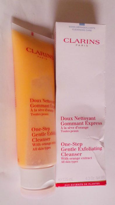 Clarins One Step Gentle Exfoliating Cleanser packaging
