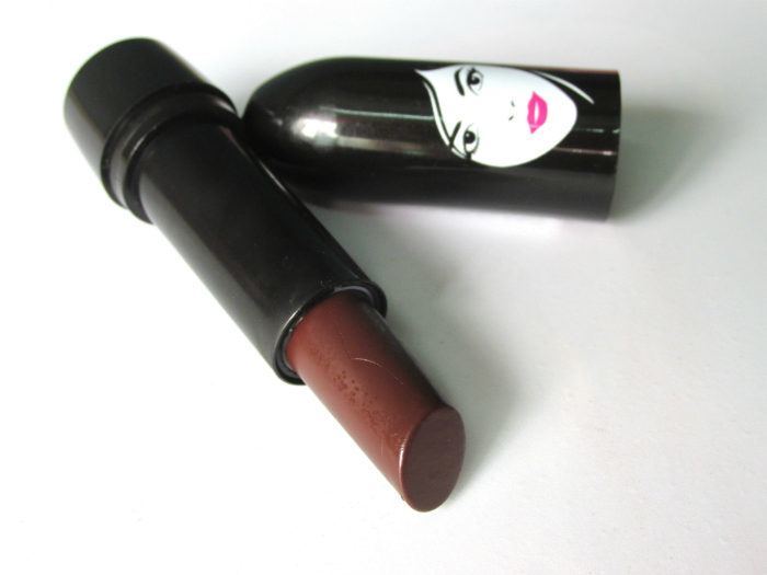Elle 18 Color Pops Matte Lipstick Belgian Brown Review