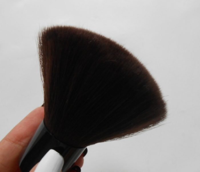 Forever 21 Love and Beauty Kabuki Makeup Brush Bristles