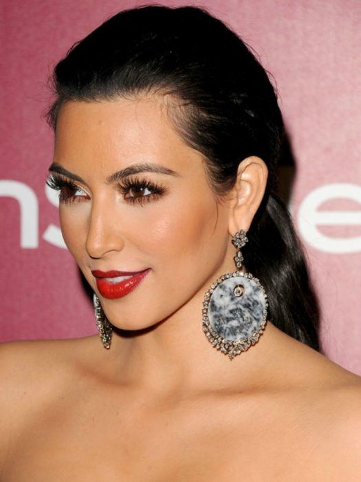 Kim Kardashian makeup look