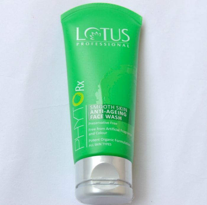 Lotus Herbals PHYTO-Rx Smooth Skin Anti-Ageing Face Wash Review
