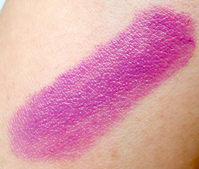 Lotus Make-Up Orchid Berry Colorstylo Chubby Lip Color swatch