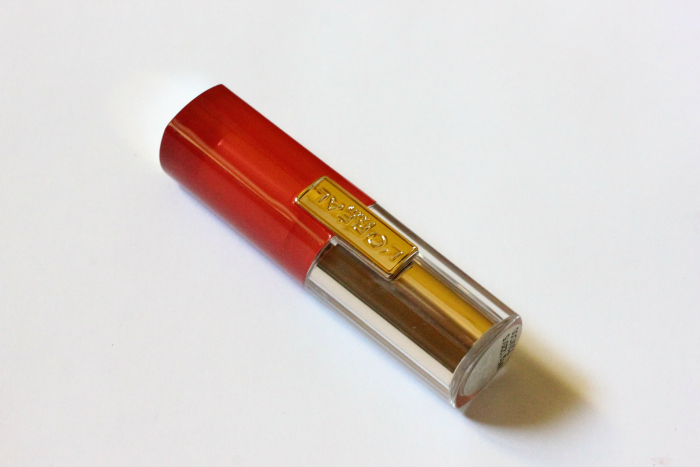 L’Oreal Angel Maroon Intelligent Color-Caressing Lip Balm packaging
