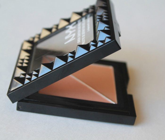 -NYX Cosmetics Cheek Contour Duo Palette Packaging