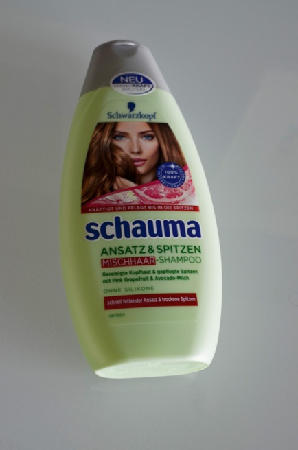 Schwarzkopf Schauma Roots and Tips Shampoo bottle