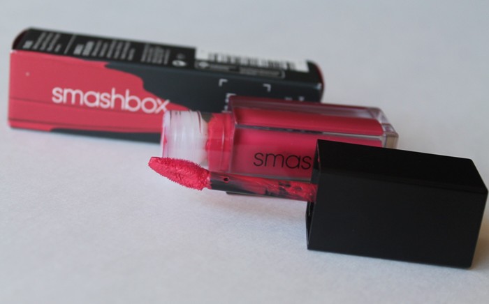 Smashbox Blast Off Always On Liquid Lipstick applicator closeup