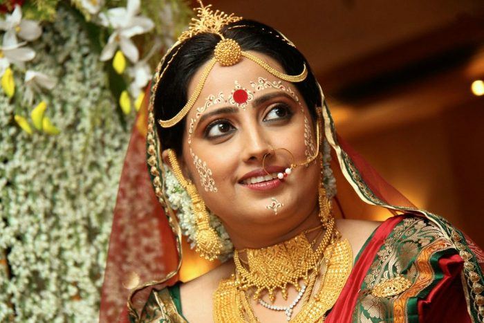 Aniruddha Chakladar Bridal Makeup