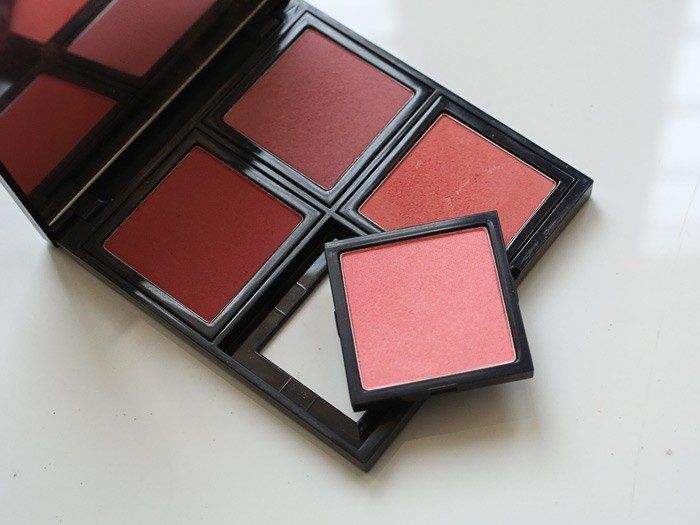 Coral Blush to Glam Up without Any Efforts