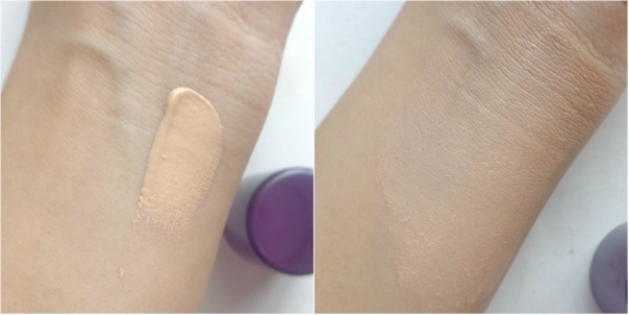 Covergirl + Olay Simply Ageless 3-in-1 Liquid Foundation Swatch