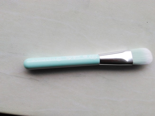 Essence Makeup Brush handle