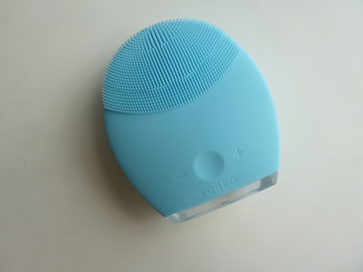 Foreo Luna 2 for Combination Skin
