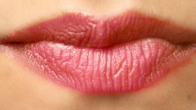 Lakme RM13 Enrich Matte Lipstick lipswatch