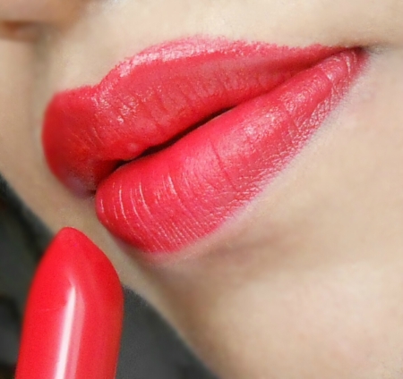 Lakme RM14 Enrich Matte Lipstick Lip Swatch