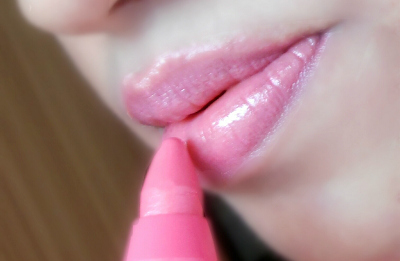 LipIce Pure Pink Crayon lipswatch