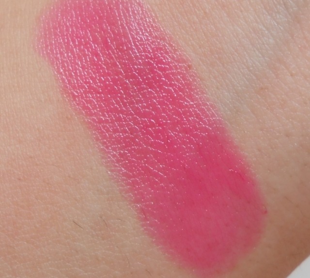 Lipice Rose Pink Lip Crayon swatch on hands