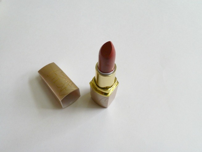 Lotus herbals pure colors nude shine matte lipstick