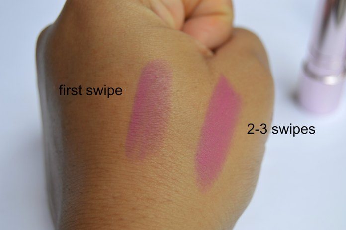 Lotus Makeup Ecostay Me n Mauve Long Lasting Lip Colour swatches on the hand
