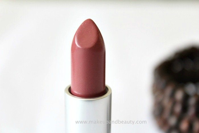 MAC twig lipstick finger tips application