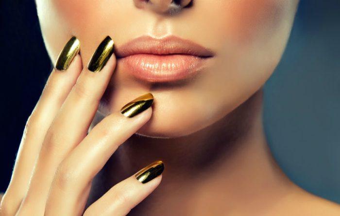Mirrored Nail Polish - The Hottest Manicure Trend to Try Right Now