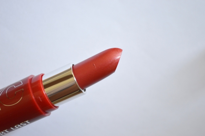 NYC Red Flame Expert Last Lip Color closeup