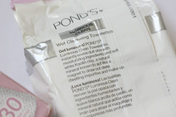 Pond’s Luminous Clean Wet Cleansing Towelettes description