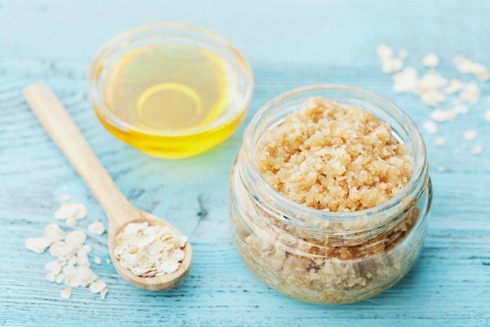 homemade oats scrub to remove tan