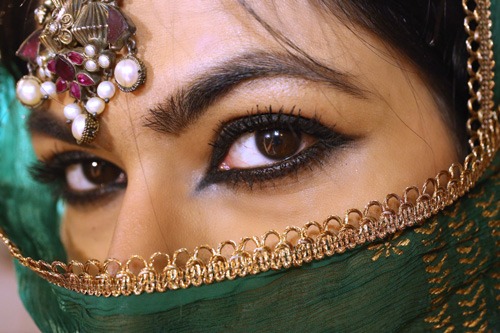 indian eye makeup using kajal