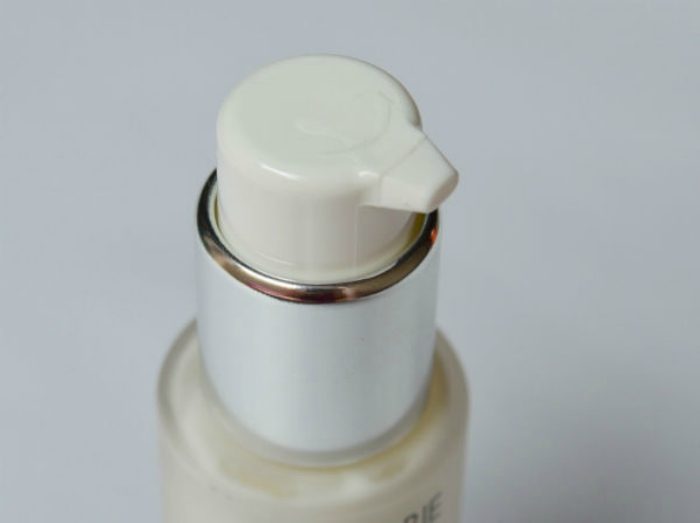 AnneMarie Borlind Skin Whitening Fluid Dispenser
