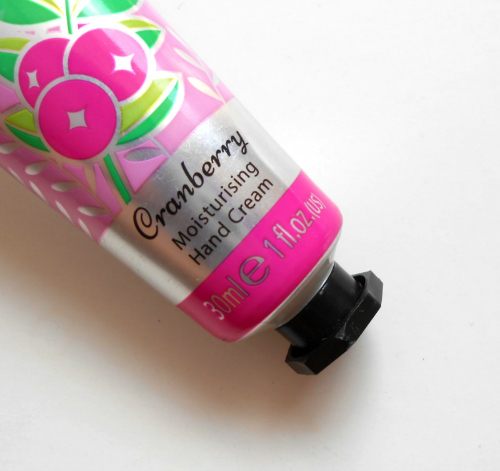 Beauty Formulas Cranberry Moisturising Hand Cream (2)