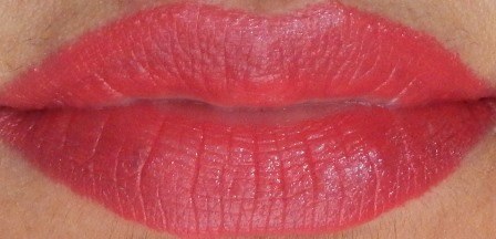 Boots Crimson Natural Collection Moisture Shine Lipstick lip swatch