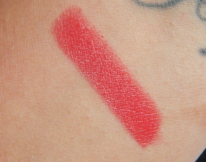 Boots Crimson Natural Collection Moisture Shine Lipstick swatch