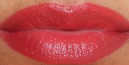 boots-natural-collection-cherry-red-moisture-shine-lipstick-lip-swatch