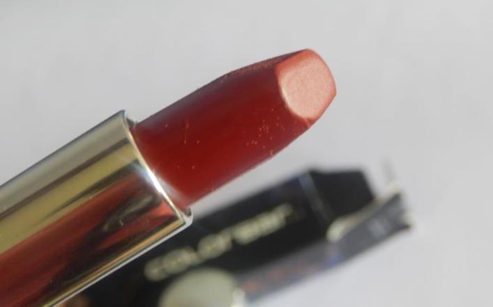 colorbar-legendary-matte-touch-lipstick-bullet