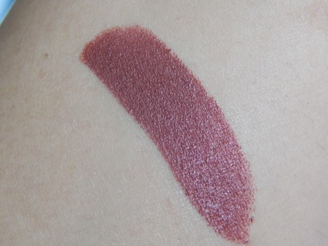 Diana of London Surprise Matte Lipstick Ruby Touch swatch