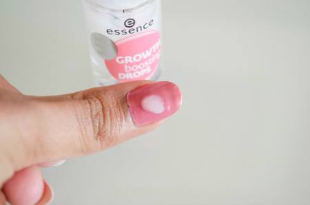 Essence Growth Boosting Drops swatch