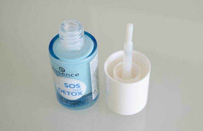 Essence SOS Nail Detox Regenerating Base Coat Brush