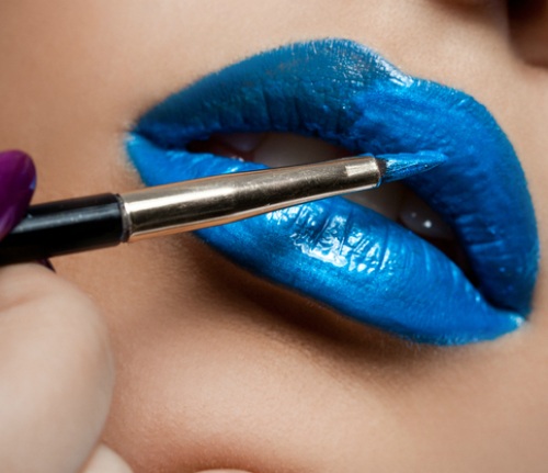 How to wear blue lipstick and nail it like a professional brush