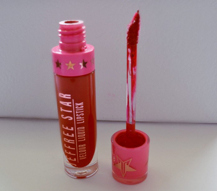 jeffree-star-redrum-velour-liquid-lipstick-tube