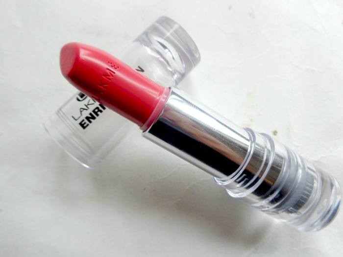 lakme-enrich-satin-p158-lipstick-review-10