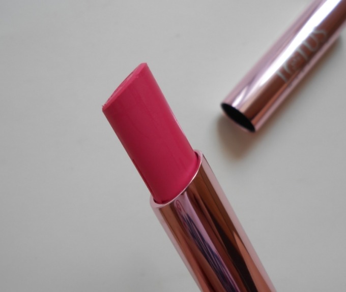 Lotus Makeup Lotus Pink Ecostay Long Lasting Lip Colour closeup