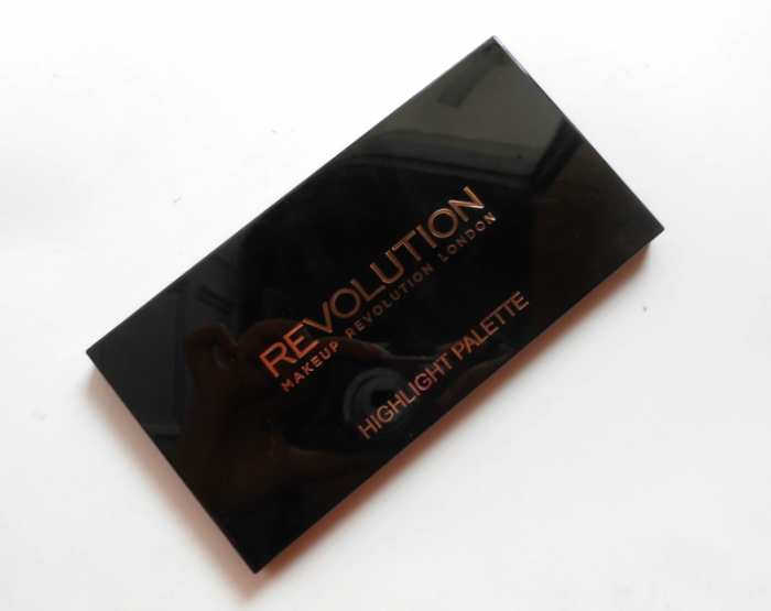 makeup-revolution-highlighter-palette-highlight-packaging