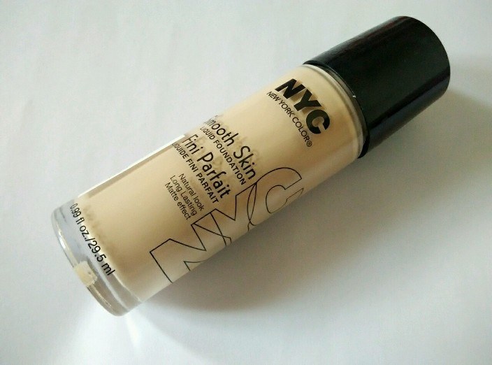 New York Color Smooth Skin Liquid Foundation packaging