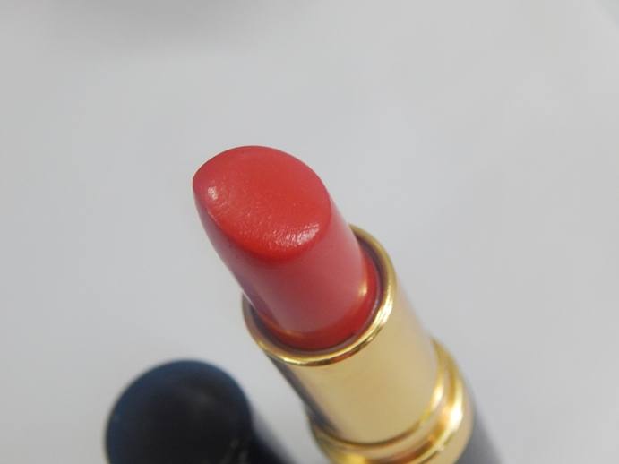 Revlon Rich Girl Red Super Lustrous Lipstick Review