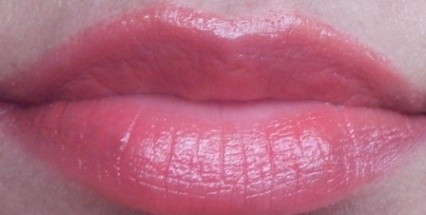 Revlon Rich Girl Red Super Lustrous Lipstick lip swatch