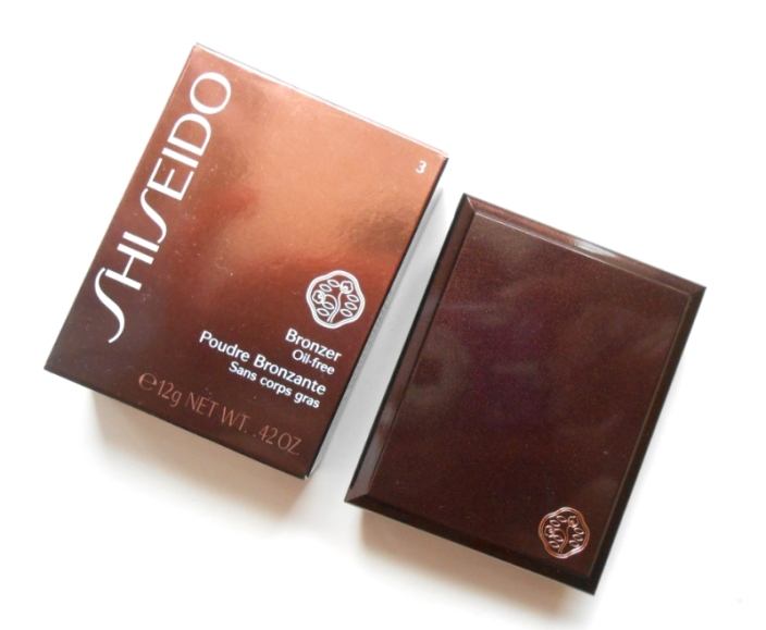 shiseido-bronzer-oil-free-outer-packaging