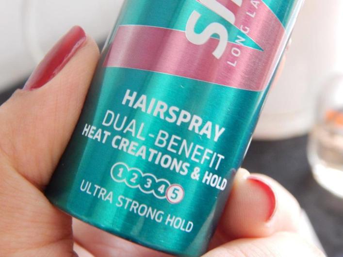 Wella Ultra Strong Hold Silvikrin Hair Spray label